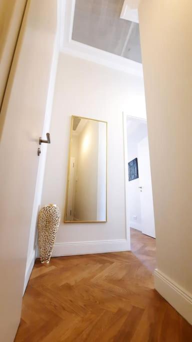 Modern Building With Vertical Garden & 2 Bedrooms Appartement *